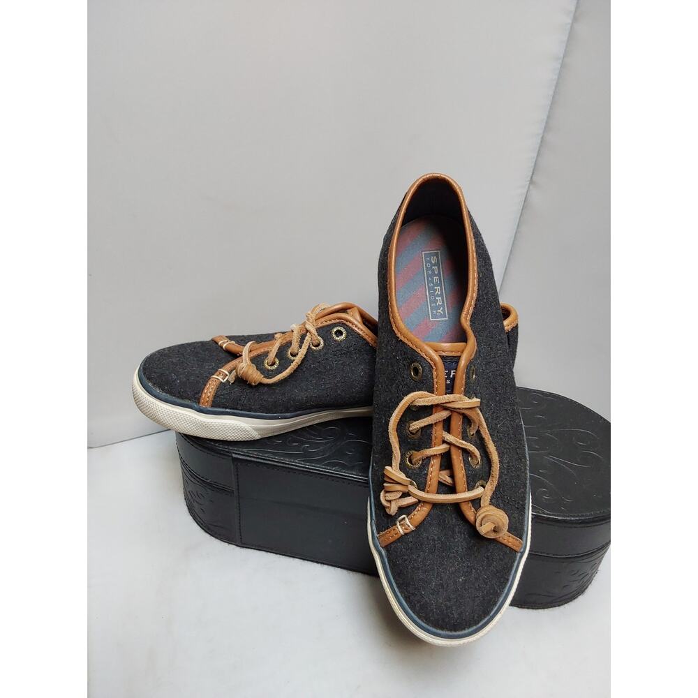 Sherry Top Siders Ladies Size 8M Sts93417 50 wool 50 polyester